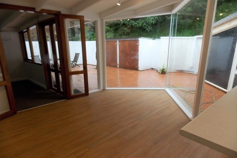 Photo of property in 25 Everton Terrace, Kelburn, Wellington, 6012