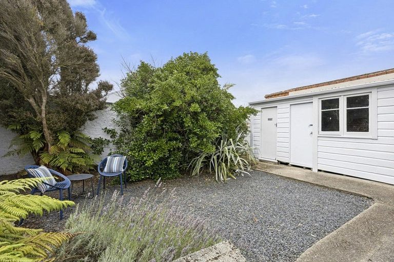 Photo of property in 57 Royal Crescent, Saint Kilda, Dunedin, 9012
