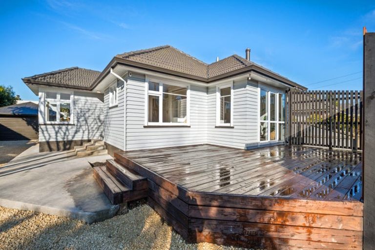 Photo of property in 314 Withells Road, Avonhead, Christchurch, 8042