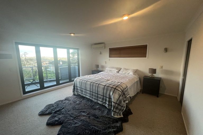 Photo of property in 65 Roberts Road, Matakatia, Whangaparaoa, 0930