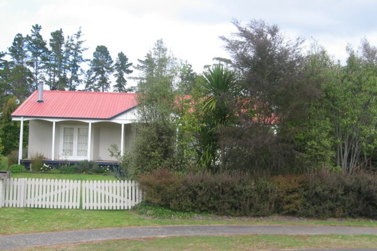 Photo of property in 111 Rata Place, Matarangi, Whitianga, 3592