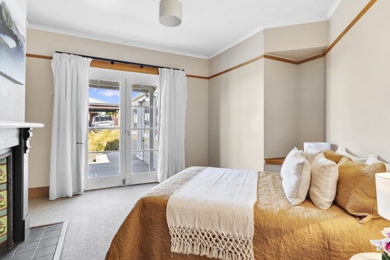 Photo of property in 28 Argyle Street, Mornington, Dunedin, 9011