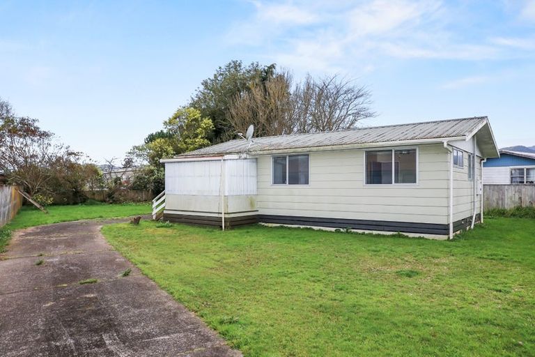 Photo of property in 20 Menzies Place, Paeroa, 3600