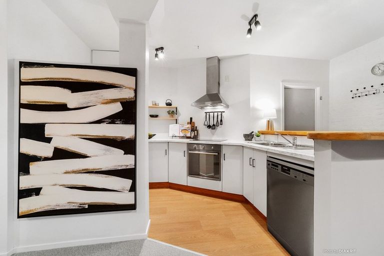 Photo of property in Bond Store Apartments, 8c Egmont Street, Te Aro, Wellington, 6011