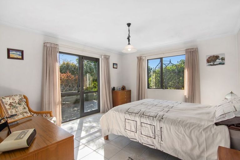 Photo of property in 2 Mccrae Street, Wakefield, 7025