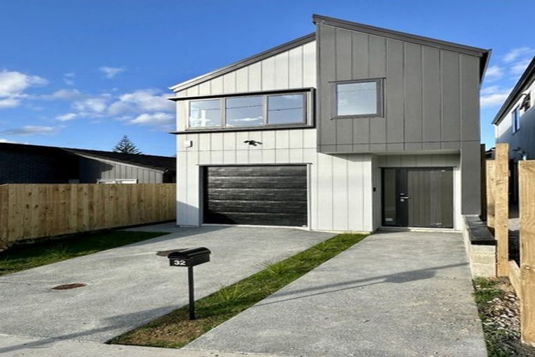 Photo of property in 32 Papai Lane, Massey, Auckland, 0614