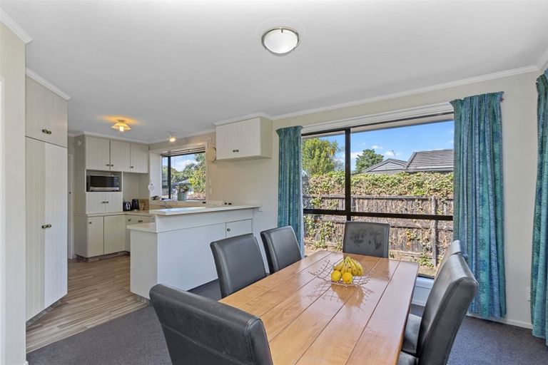 Photo of property in 4 Oldham Crescent, Halswell, Christchurch, 8025