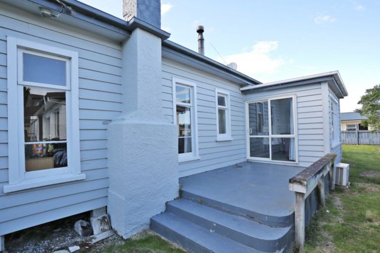 Photo of property in 11 Grange Street, Winton, 9720