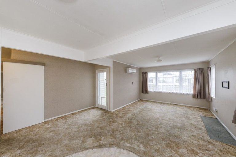 Photo of property in 17 Andrew Street, Feilding, 4702