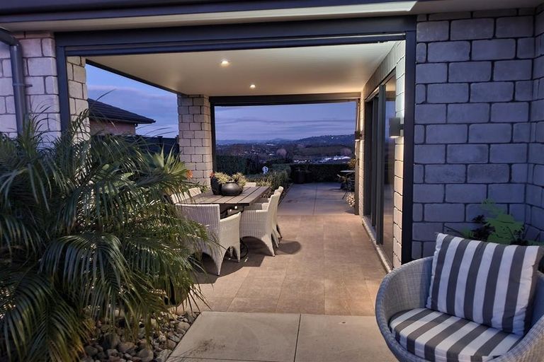 Photo of property in 36 Holyoake Terrace, Omokoroa, 3114