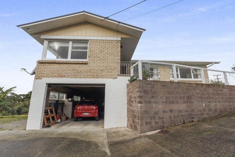 Photo of property in 49 Gorge Road, Maungaturoto, 0520