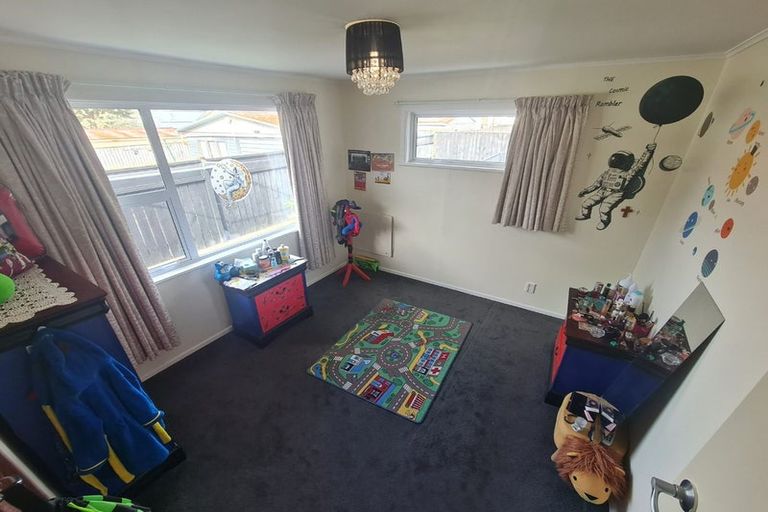Photo of property in 261 Wellington Road, Wainuiomata, Lower Hutt, 5014