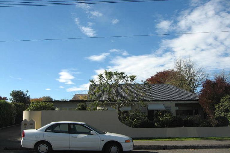 Photo of property in 42 Wai-iti Terrace, Burnside, Christchurch, 8052