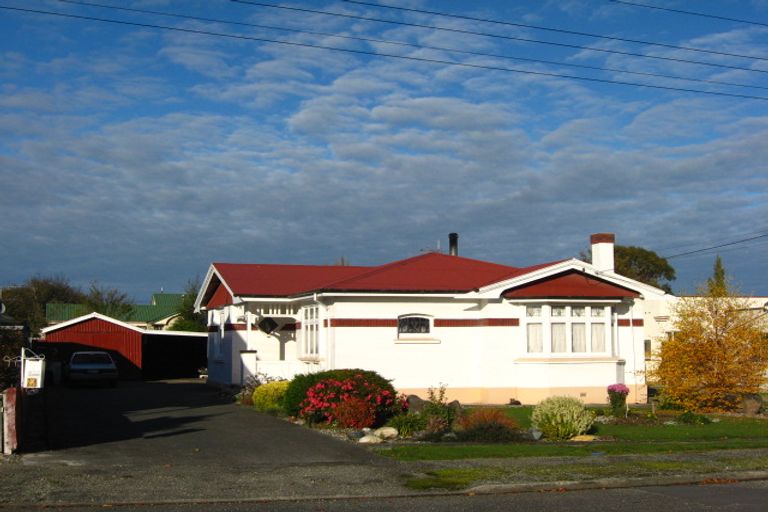 Photo of property in 28 Halton Street, East Gore, Gore, 9710