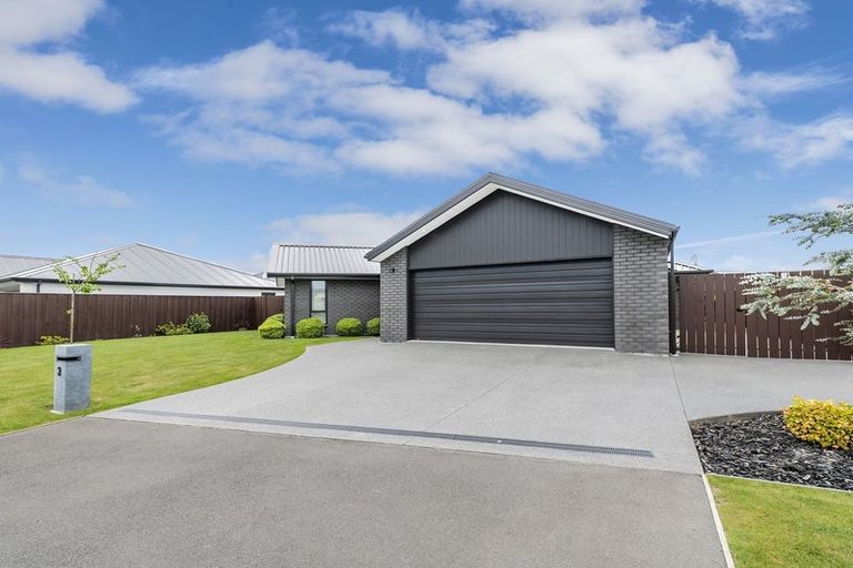 Photo of property in 3 Maurice James Way, Prebbleton, 7604