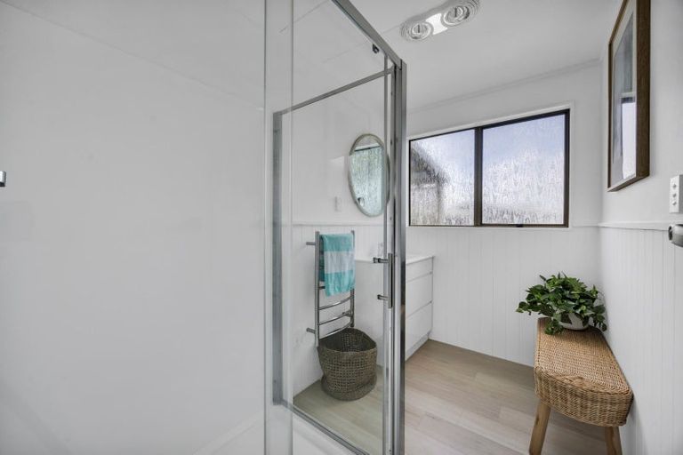 Photo of property in 9 Pohutukawa Drive, Opunake, 4616