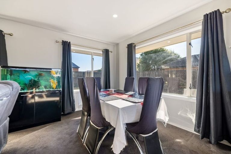 Photo of property in 43 Farnborough Street, Aranui, Christchurch, 8061