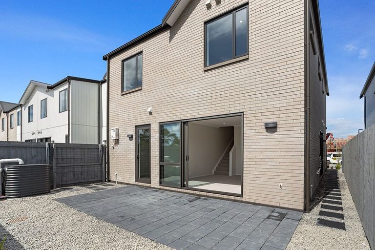 Photo of property in 75 Kopuru Road, Whenuapai, Auckland, 0618