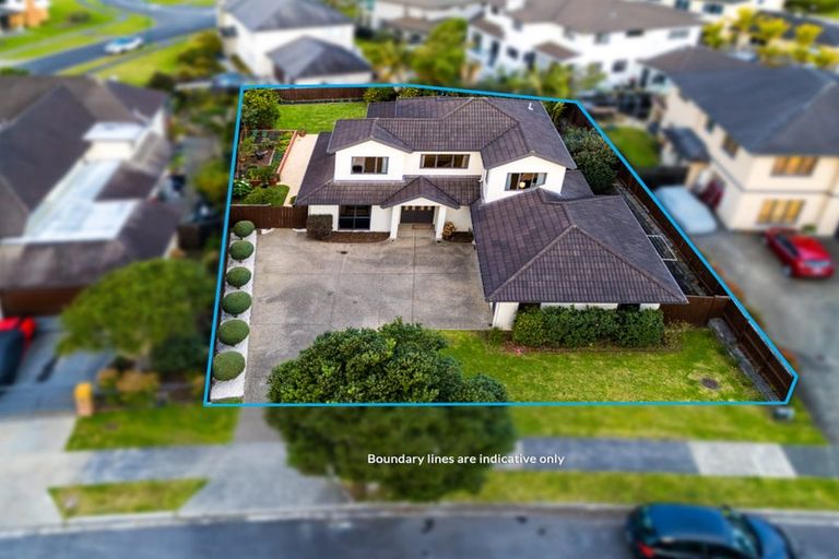 Photo of property in 35 Waimanu Bay Drive, Te Atatu Peninsula, Auckland, 0610
