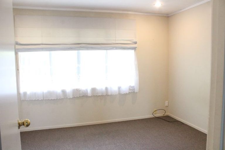 Photo of property in 28a Clovelly Road, Bucklands Beach, Auckland, 2012