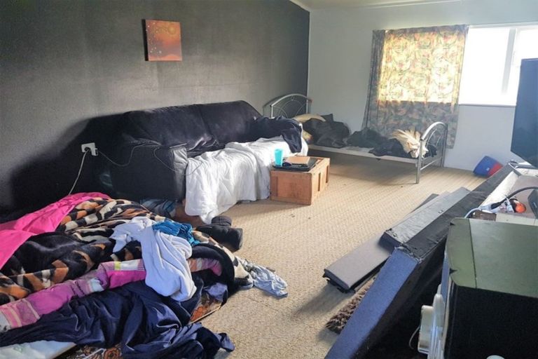 Photo of property in 30 Thyra Street, Dannevirke, 4930