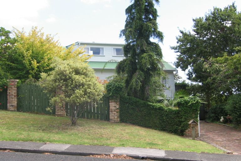 Photo of property in 4 Leigh Terrace, Bayview, Auckland, 0629