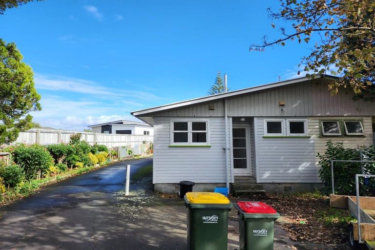 Photo of property in 2/52 Leighton Avenue, Waiwhetu, Lower Hutt, 5010