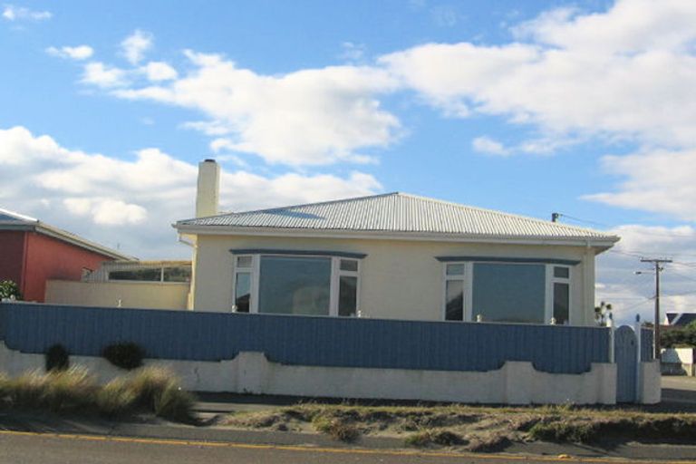 Photo of property in 155 The Esplanade, Petone, Lower Hutt, 5012
