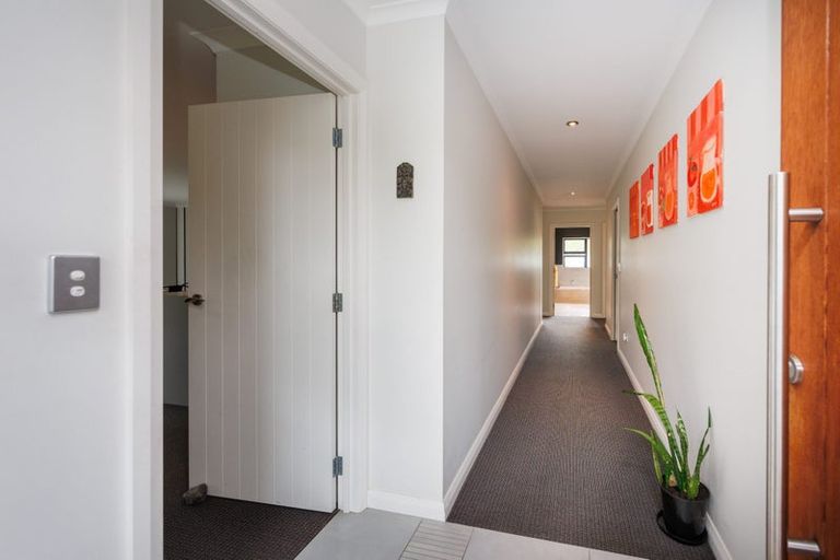 Photo of property in 12a Conway Place, Terrace End, Palmerston North, 4410