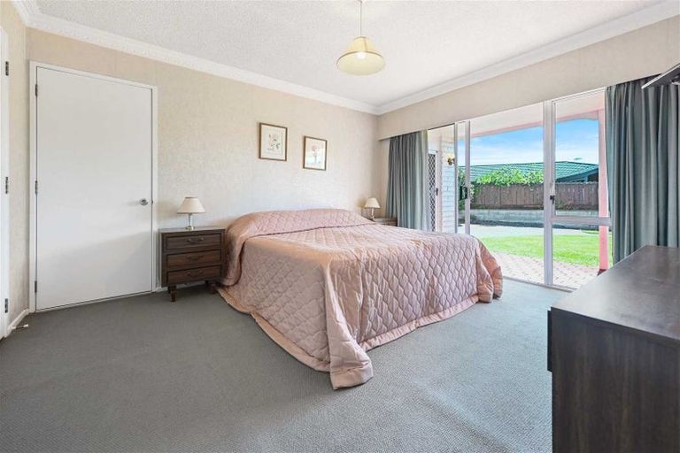 Photo of property in 43 Delamare Road, St Andrews, Hamilton, 3200