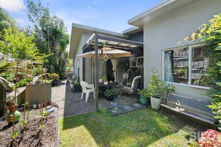 Photo of property in 1a Astrolabe Place, Gulf Harbour, Whangaparaoa, 0930