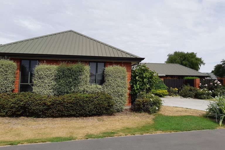 Photo of property in 4 Pepperwood Place, Shirley, Christchurch, 8061