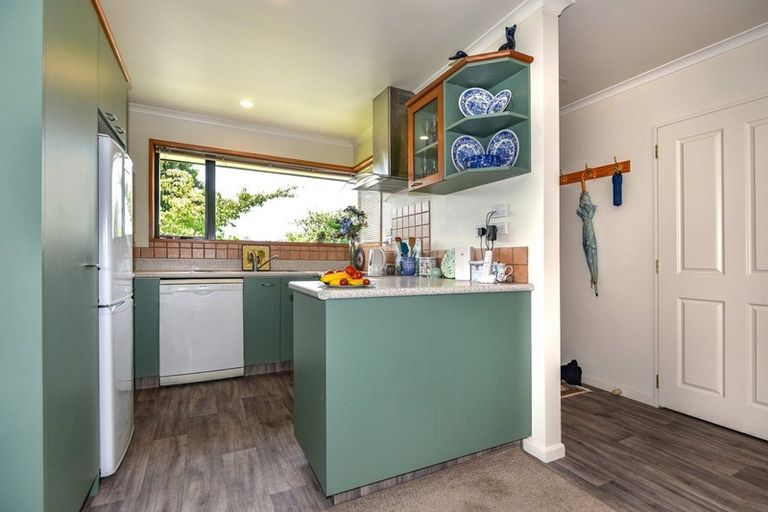 Photo of property in 41 Chedworth Avenue, Bishopdale, Christchurch, 8053