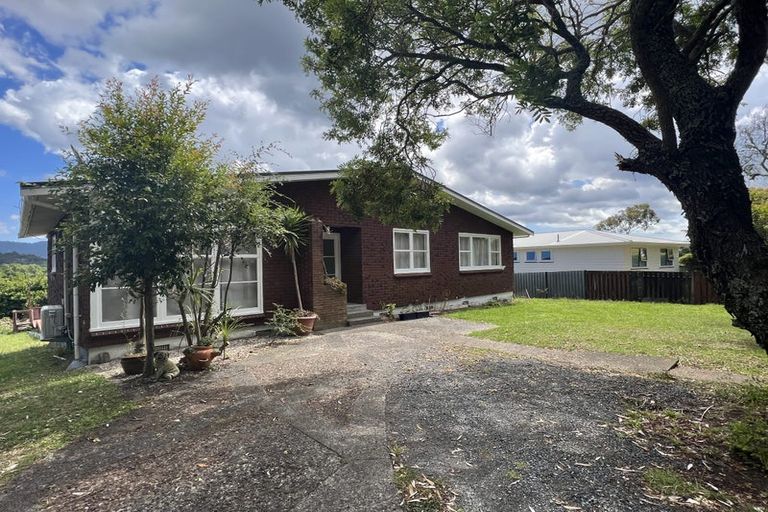 Photo of property in 11 Autumn Avenue, Glen Eden, Auckland, 0602