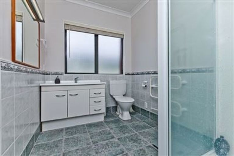Photo of property in 9 Wentwood Place, Torbay, Auckland, 0630