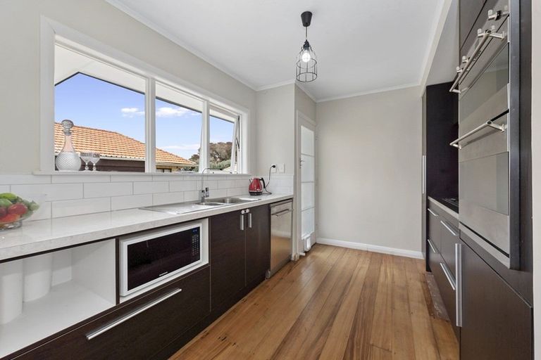 Photo of property in 100 Clarkin Road, Fairfield, Hamilton, 3214