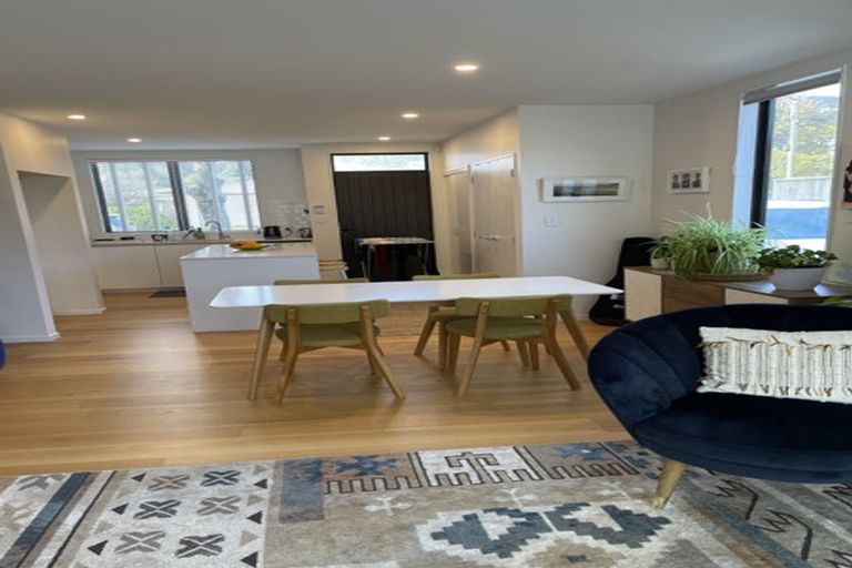 Photo of property in 6 Cook Street, Karori, Wellington, 6012