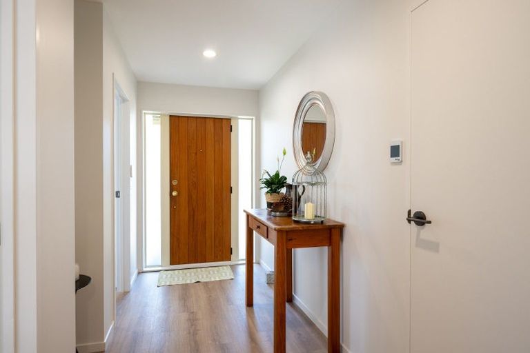 Photo of property in 12a Lucknow Road, Havelock North, 4130