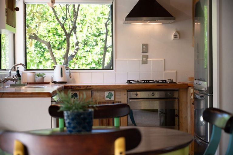 Photo of property in 32 Rue Balguerie, Akaroa, 7520