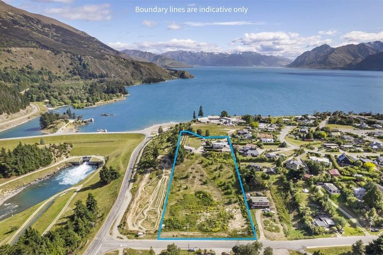 Photo of property in 17 Parry Crescent, Lake Hawea, 9382