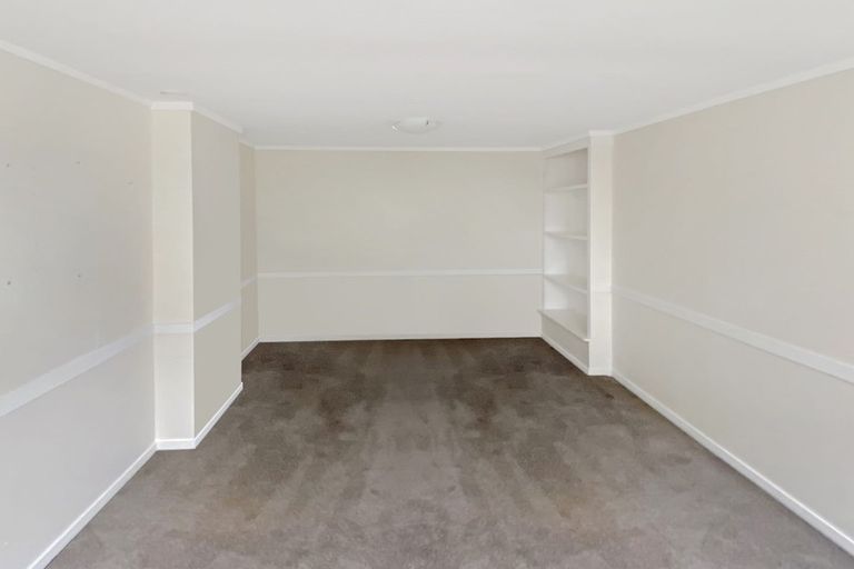 Photo of property in 2/25 Palliser Lane, Browns Bay, Auckland, 0630