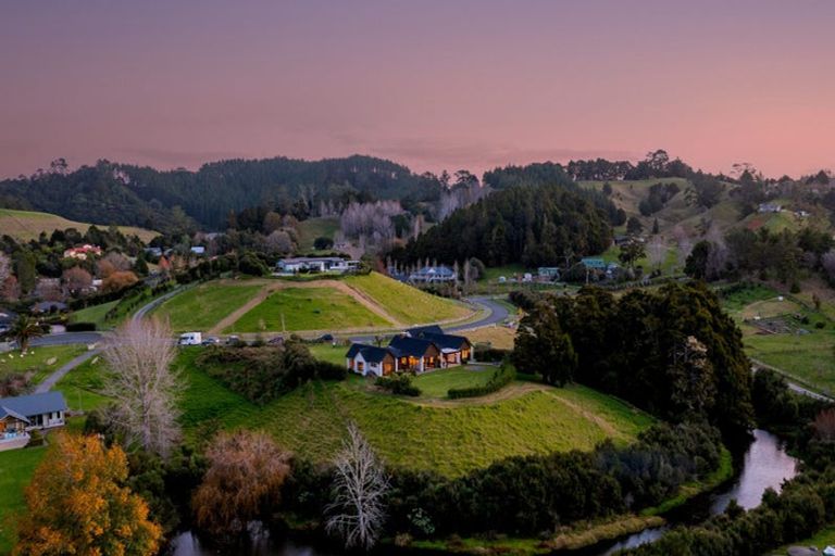 Photo of property in 17 Rosa Villa Lane, Puhoi, Warkworth, 0994