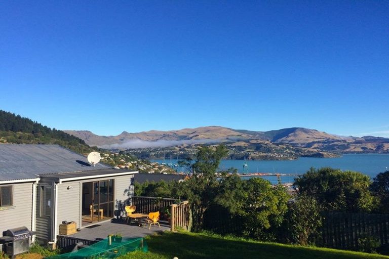 Photo of property in 35 Cornwall Road, Lyttelton, 8082