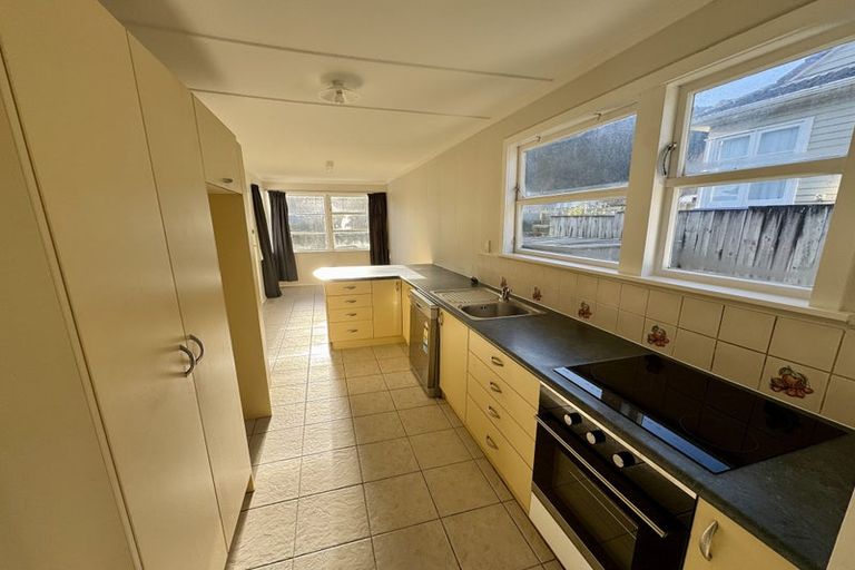 Photo of property in 66 Wilkie Crescent, Naenae, Lower Hutt, 5011