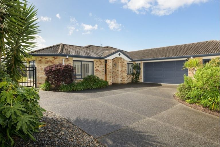 Photo of property in 73 Santa Monica Drive, Papamoa Beach, Papamoa, 3118