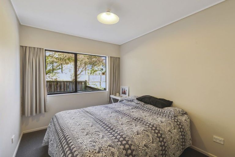 Photo of property in 15 Pine Ridge Terrace, Waikanae Beach, Waikanae, 5036