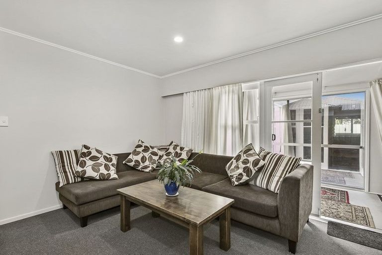 Photo of property in 2/50 Hain Avenue, Mangere East, Auckland, 2024