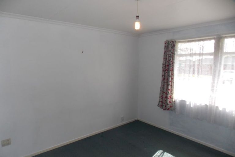 Photo of property in 52 Amberley Avenue, Westbrook, Palmerston North, 4412