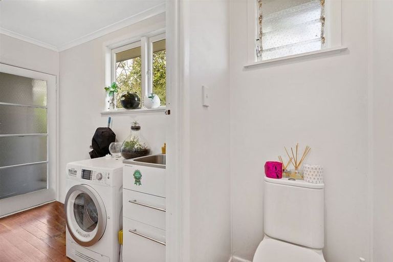 Photo of property in 1/12 Wolsley Avenue, Milford, Auckland, 0620