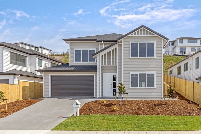 Photo of property in 134 Arran Point Parade, Orewa, 0931